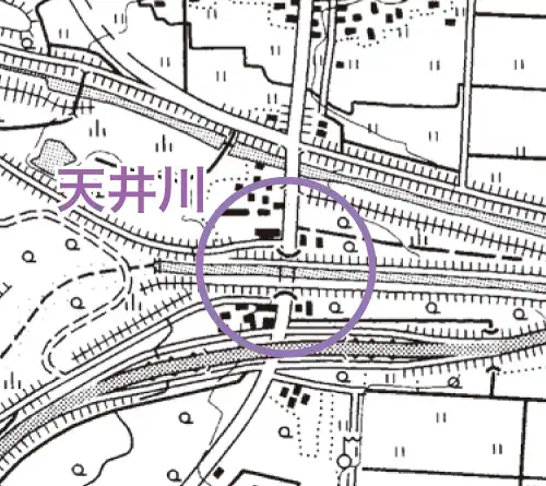 天井川の地形図