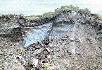 露頭した永久凍土